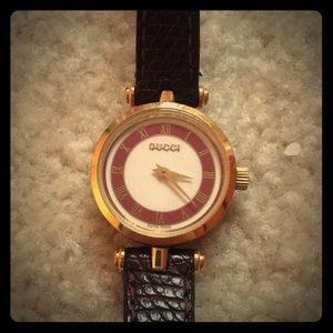 Gucci Watch. Excellent Condition.Brand new battery